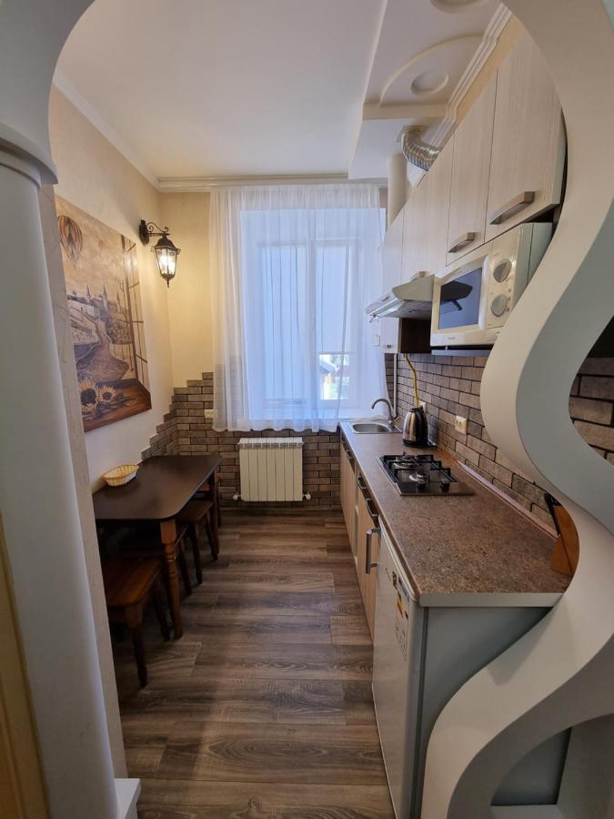 Petropavlivska Apartment Тиха Вуличка В Центрі Старого Міста Kamianets-Podilskyi Exterior foto